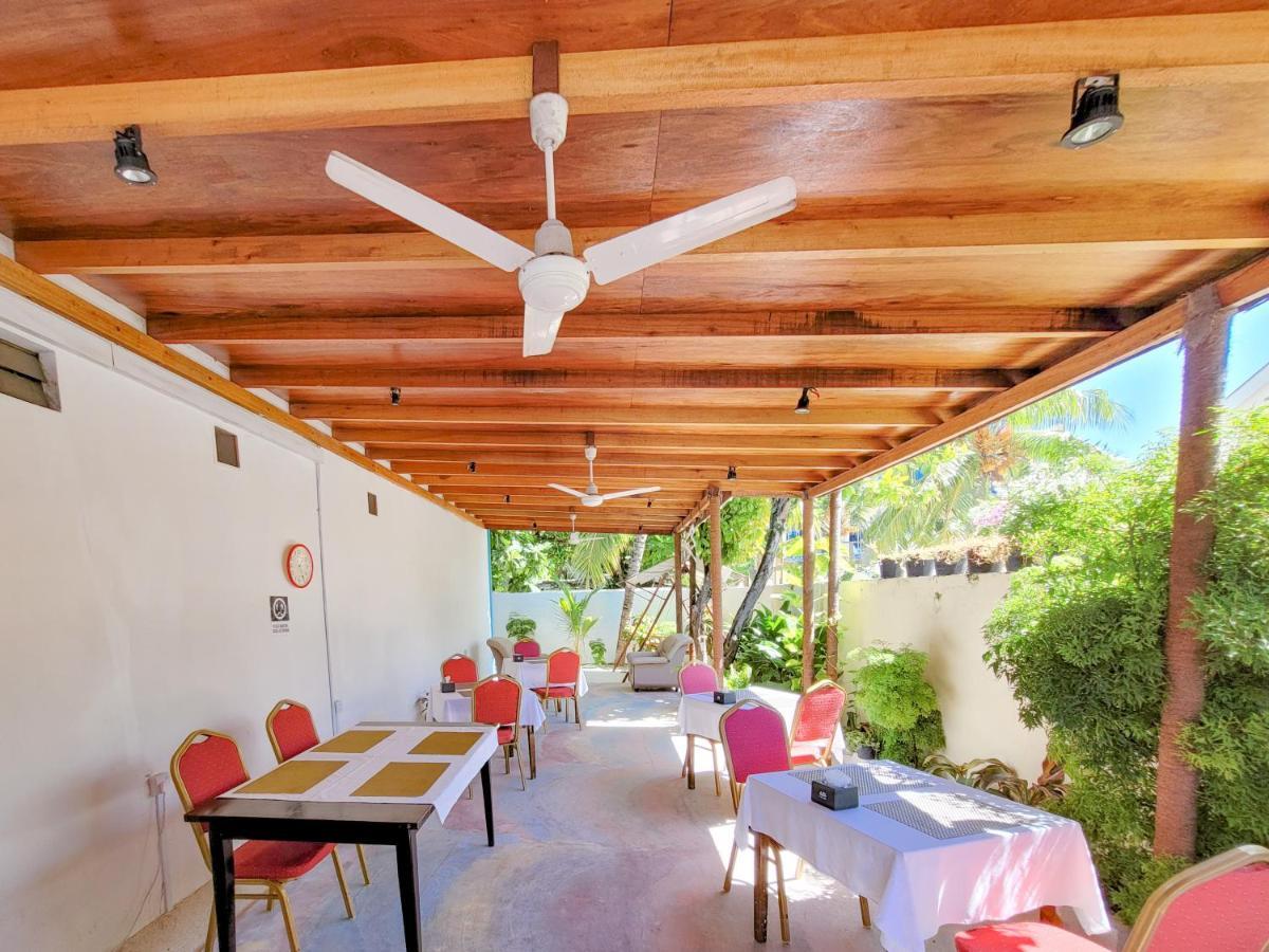 Alesara Guest House Thoddoo Exteriör bild